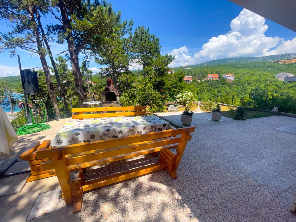 Apartmani Combaj Jadranovo Exteriör bild