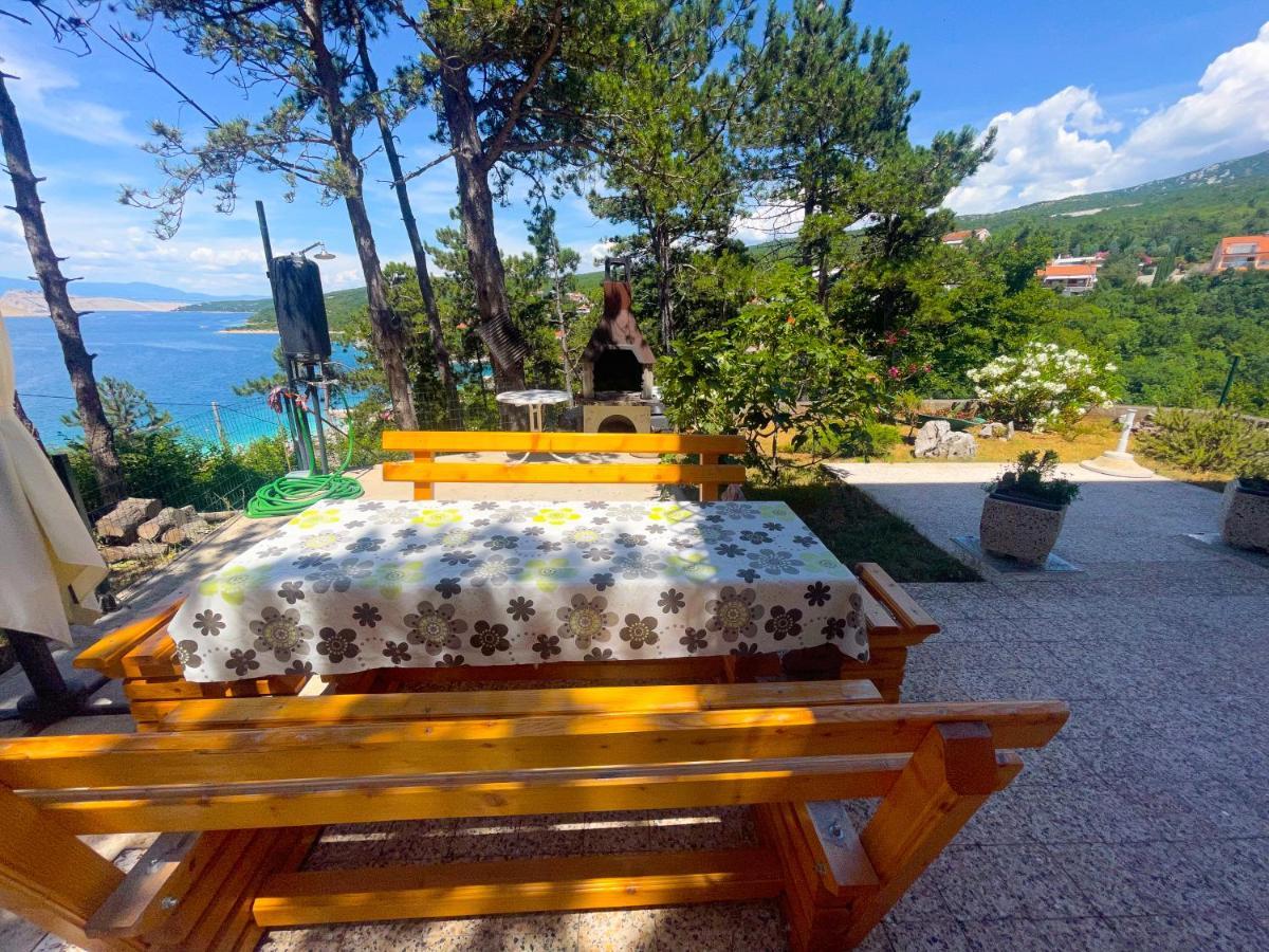 Apartmani Combaj Jadranovo Exteriör bild